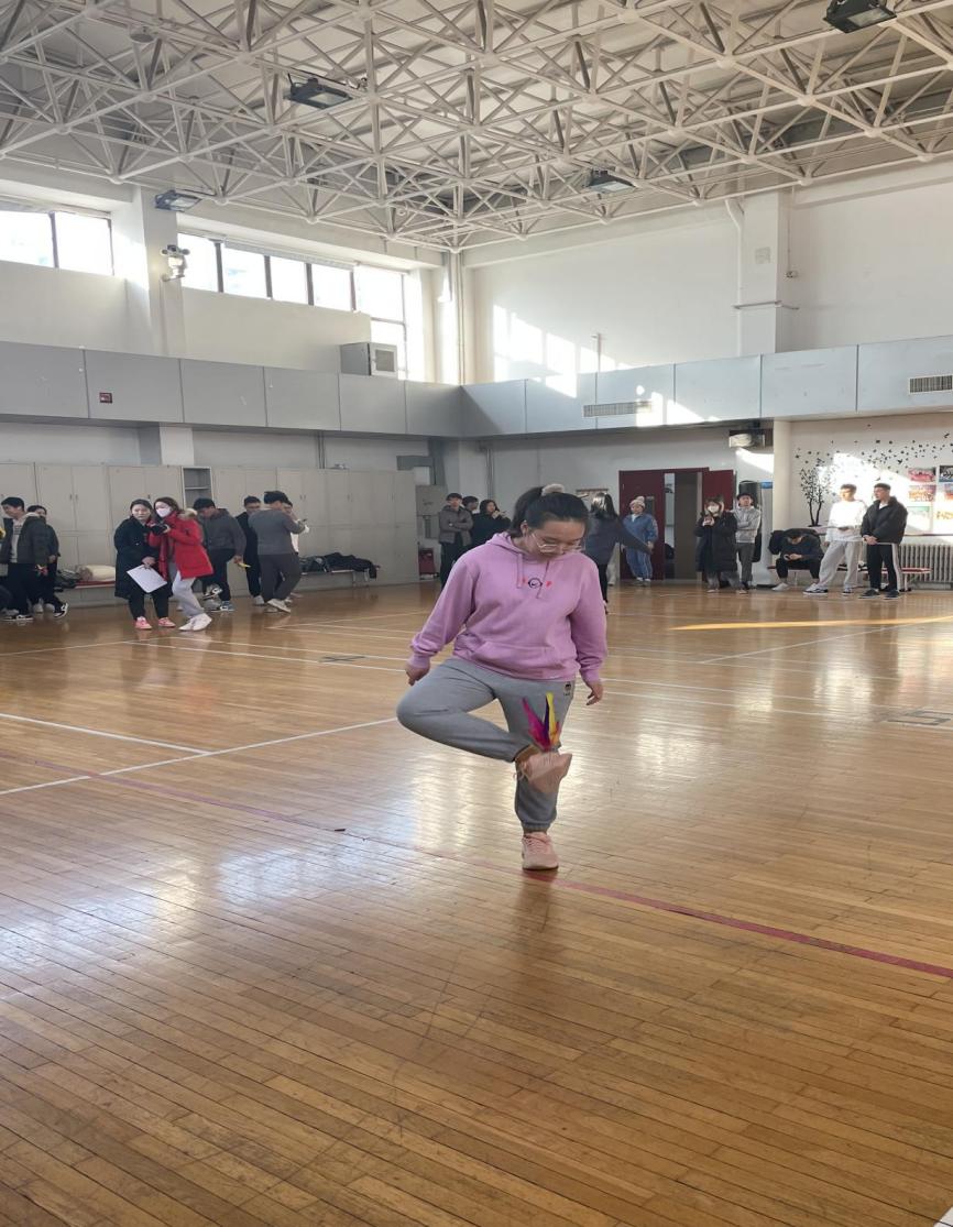 女子30秒个人单脚踢毽 魏仁苗